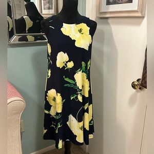 Anne Klein. Fully lined, knit, sleeveless, swing dress. Navy/Yellow. Size 10.
